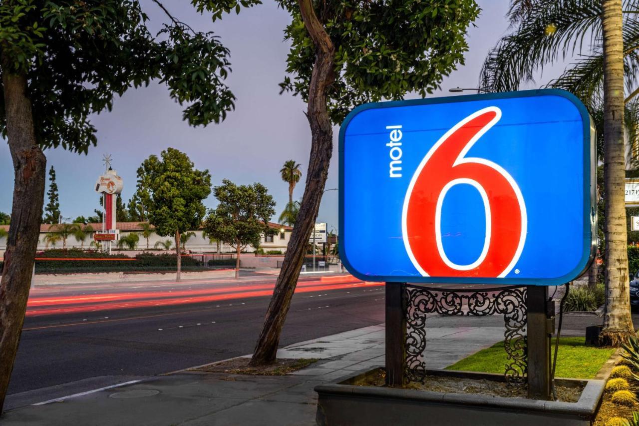 Motel 6-Anaheim, Ca - Convention Center Extérieur photo